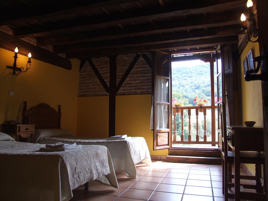 Casa Rural La Toba I Y II Bezana Ruang foto