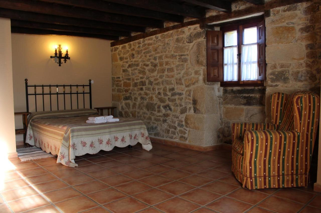 Casa Rural La Toba I Y II Bezana Bagian luar foto